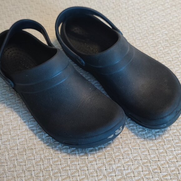 CROCS Other - Crocs Specialist II Work Clogs Comforatable Work Shoes for Men and Women W11/M9